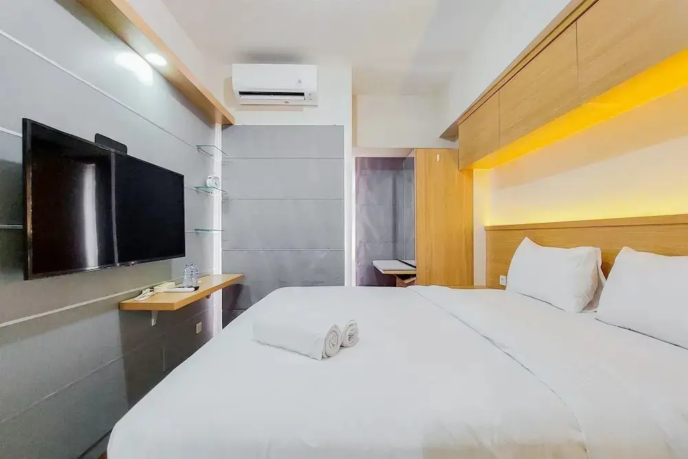 Legok: Comfortable Studio Apartment At M-Town Residence