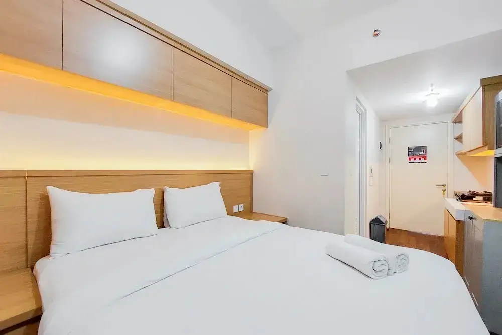 Legok: Comfortable Studio Apartment At M-Town Residence