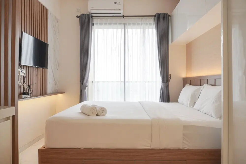 Legok: Comfy And Warm Studio Room At Sky House Bsd Apartment