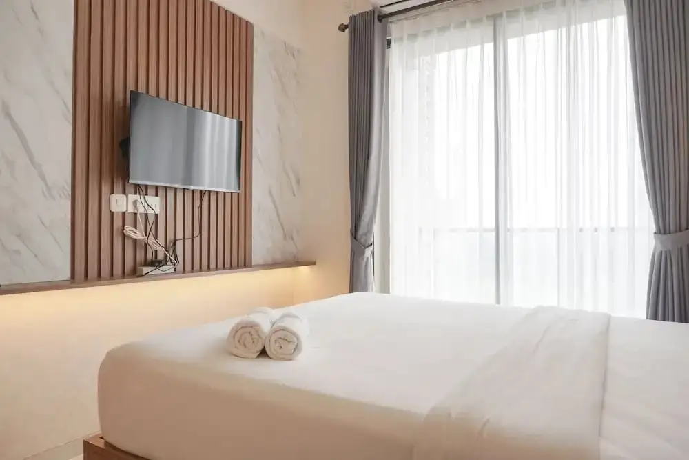 Legok: Comfy And Warm Studio Room At Sky House Bsd Apartment