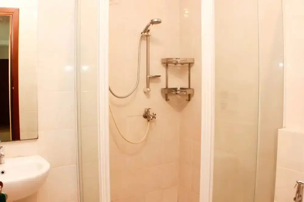 Джакарта: Great Location And Comfy 2Br Apartment At Thamrin Residence