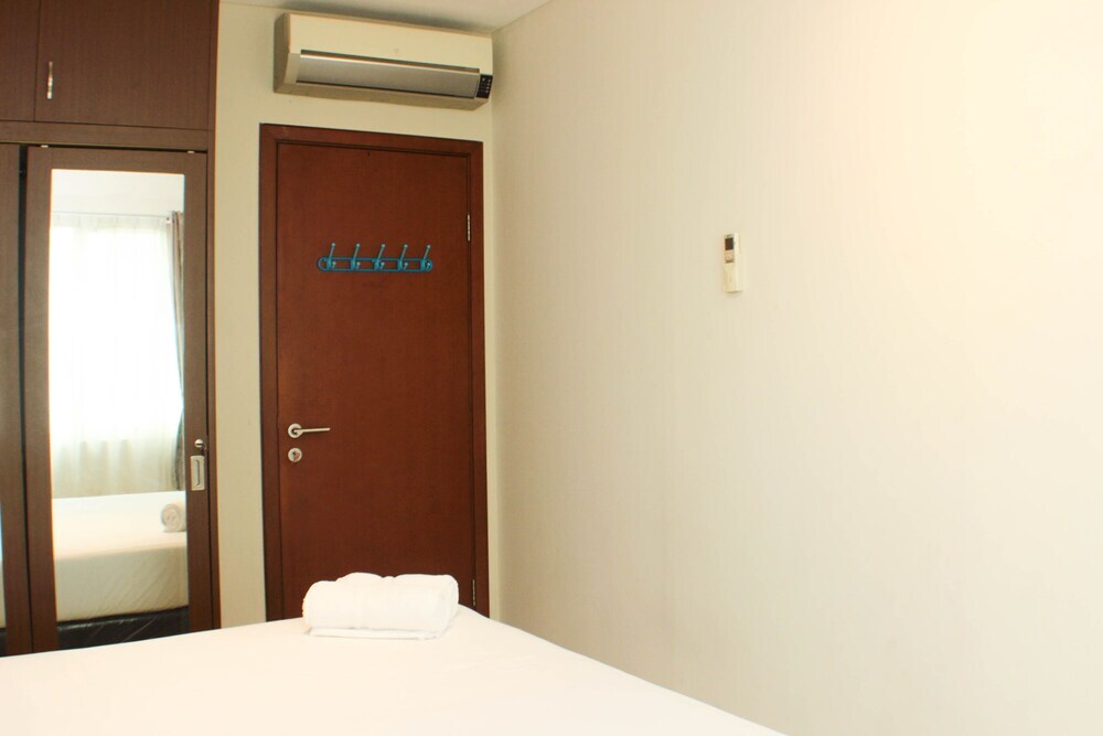 Джакарта: Great Location And Comfy 2Br Apartment At Thamrin Residence