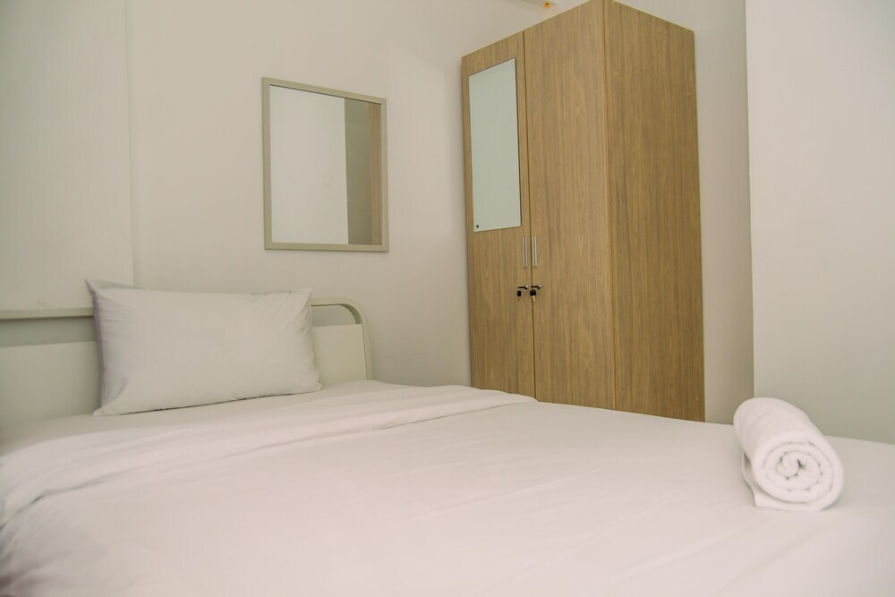 Южный Тангеранг: Cozy And Homey 2Br At Urbantown Serpong Apartment