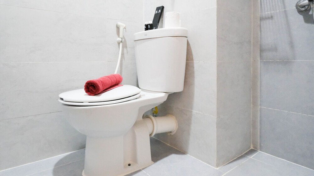Сурабая: Good Deals And Cozy Stay Studio At Taman Melati Surabaya Apartment
