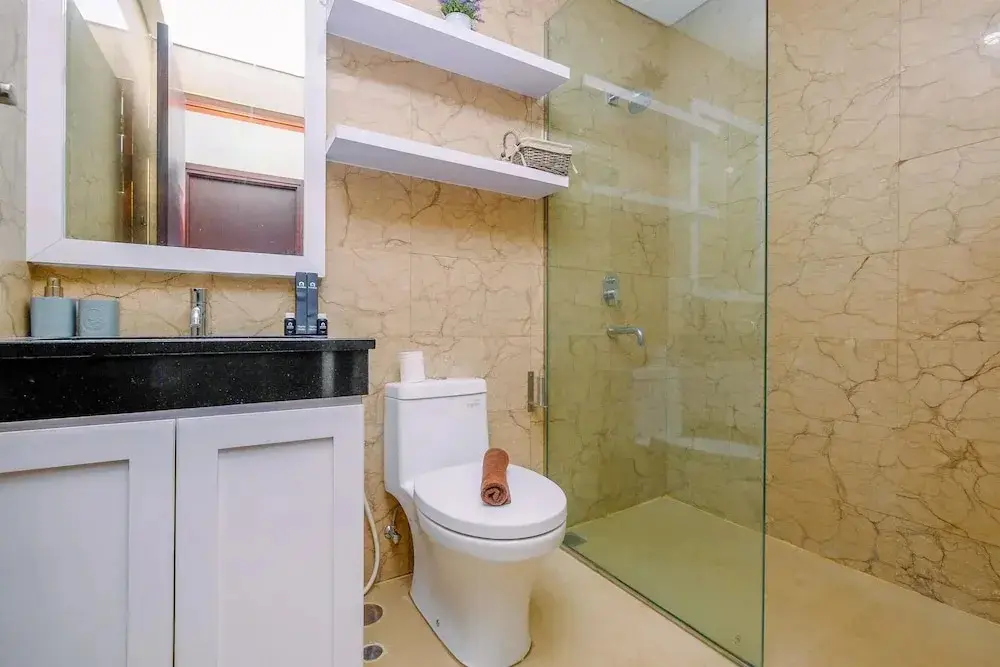 Джакарта: Elegant And Nice 2Br At L'Avenue Pancoran Apartment