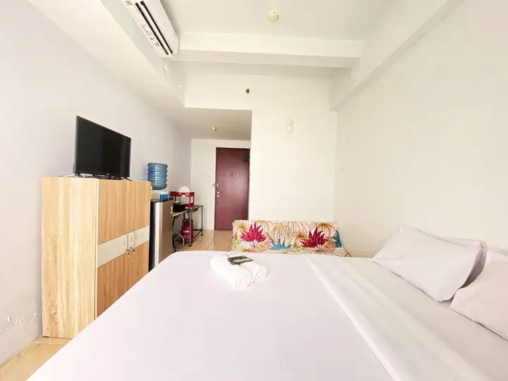 Бандунг: Cozy Studio Room At Tamansari Panoramic Apartment