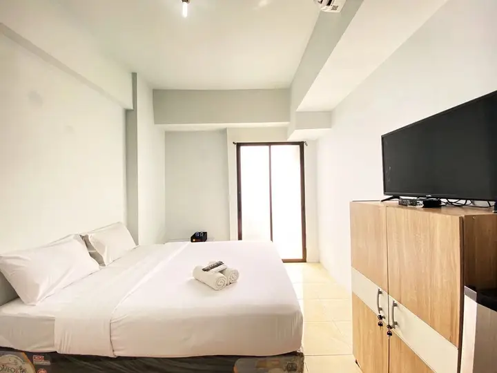 Бандунг: Cozy Studio Room At Tamansari Panoramic Apartment