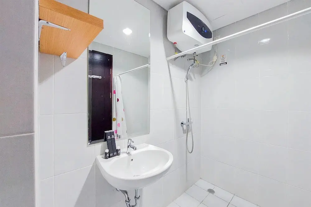 Южный Тангеранг: Comfy And Nice Studio Casa De Parco Apartment
