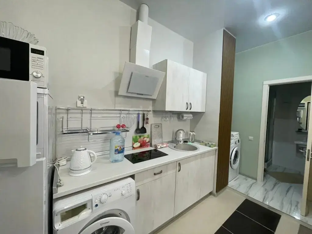 Сочи: Bulvar Nadezhd 8 2 Apartments