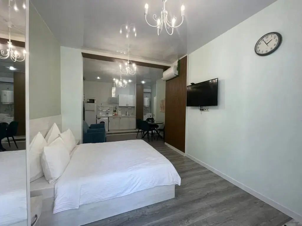 Сочи: Bulvar Nadezhd 8 2 Apartments