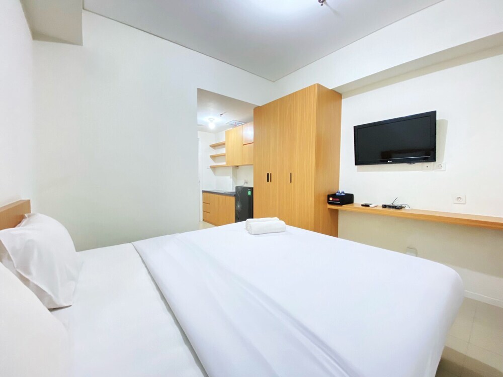Бандунг: Homey And Comfy Studio Apartment At Parahyangan Residence