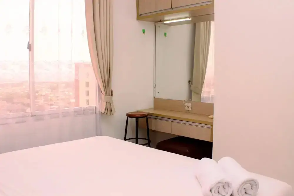 Elegant And Comfy 1Br Apartment At Marina Ancol — фото 1