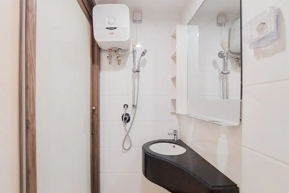 Legok: Homey And Restful Studio Room At Sky House Bsd Apartment