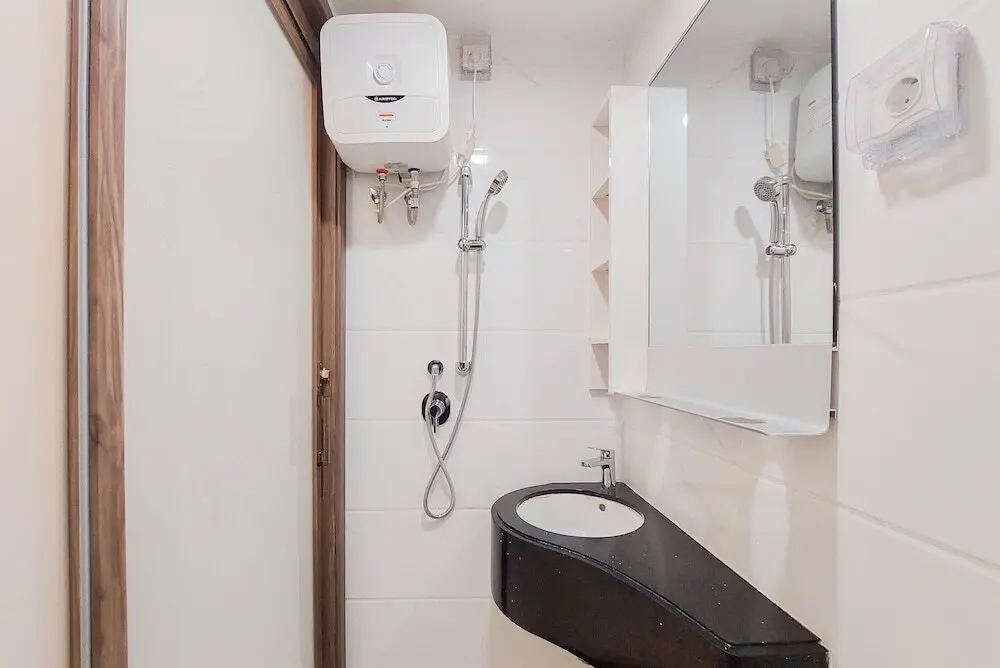 Legok: Homey And Restful Studio Room At Sky House Bsd Apartment