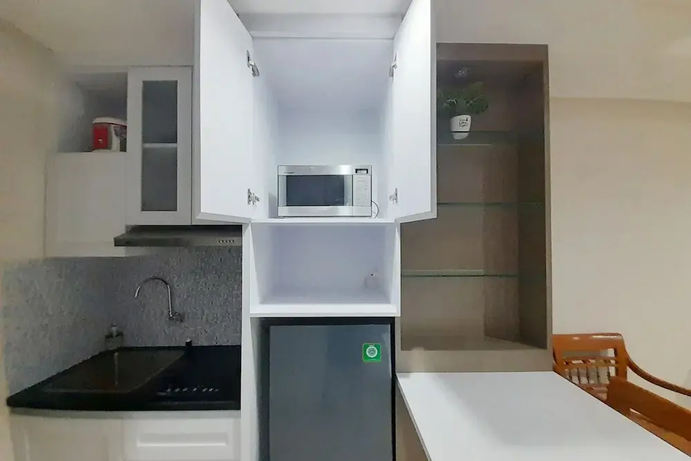 Ngaglik: Cozy Studio Room At Patraland Amarta Apartment