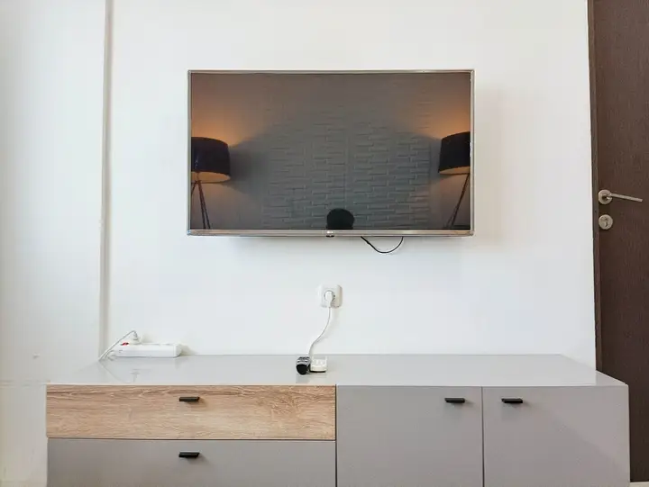 Макассар: Nice And Modern 2Br At Royal Makassar Apartment