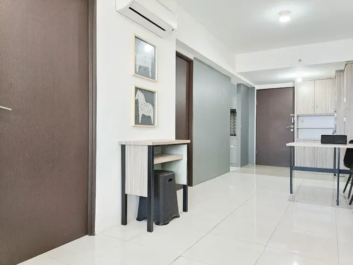 Макассар: Nice And Modern 2Br At Royal Makassar Apartment