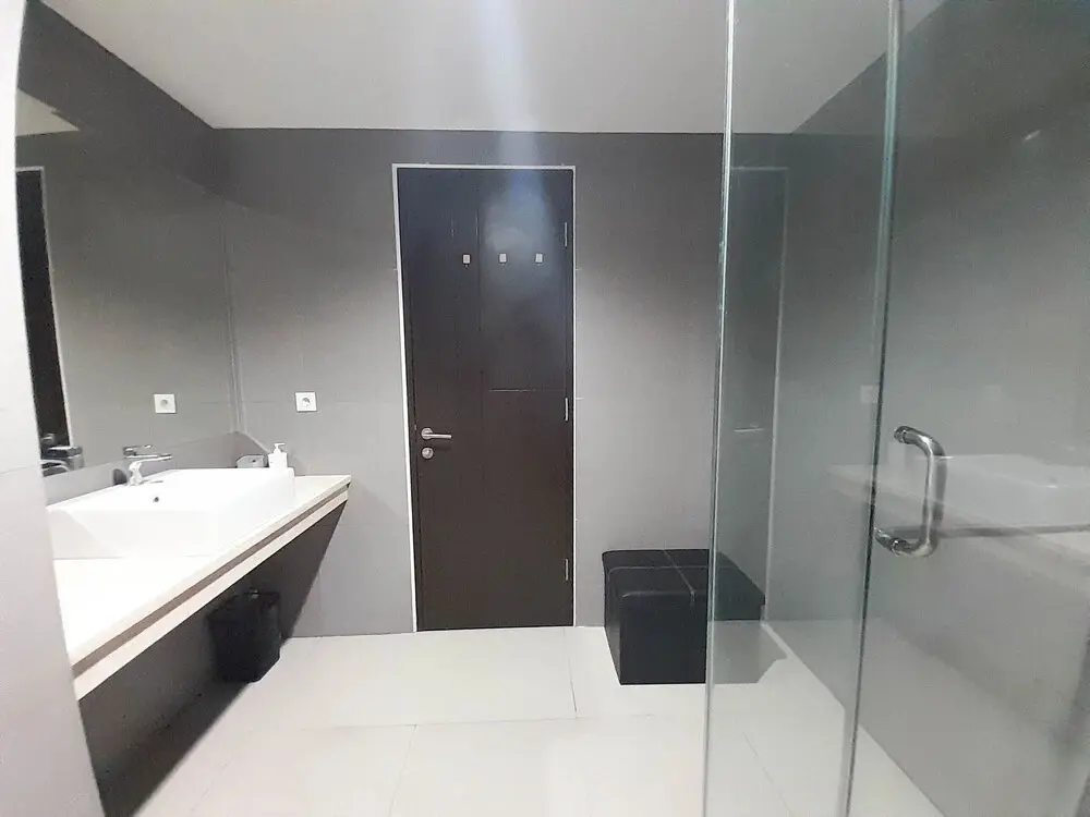 Ngaglik: Elegant And Spacious 1Br At Patraland Amarta Apartment