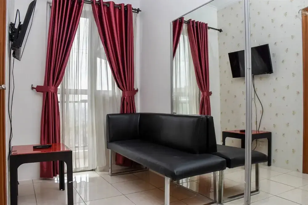 Джакарта: Nice And Homey 1Br At Maple Park Sunter Apartment