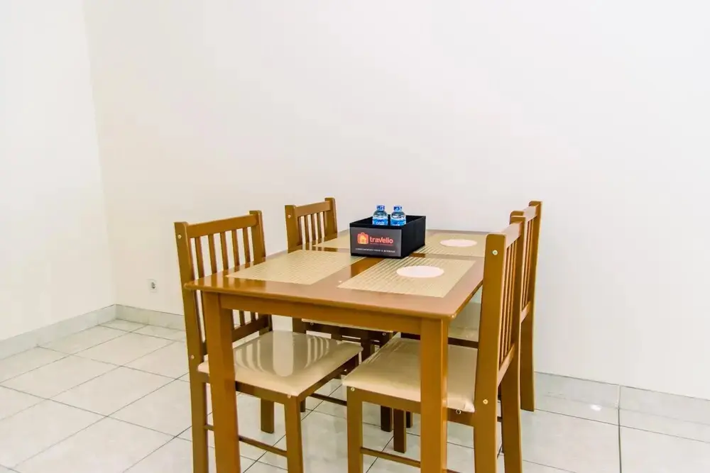 Джакарта: Elegant And Spacious 2Br At Frenchwalk Apartment Near Moi