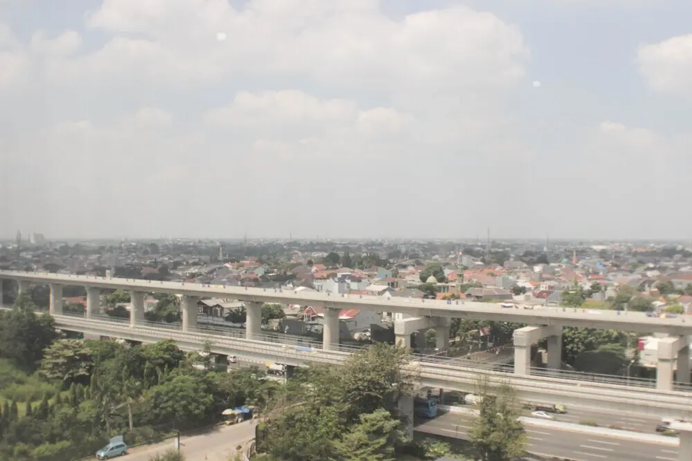 Бекаси: Nice Studio At Gateway Park Lrt City Bekasi Apartment