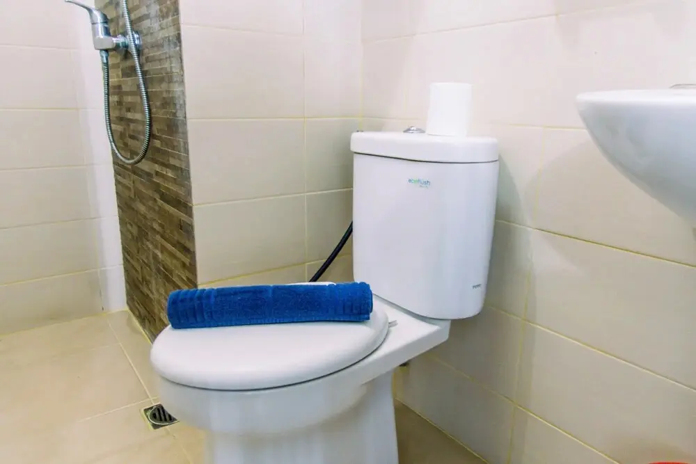 Джакарта: Stunning and Comfy 2BR (No Kitchen) at Sky Terrace Apartment