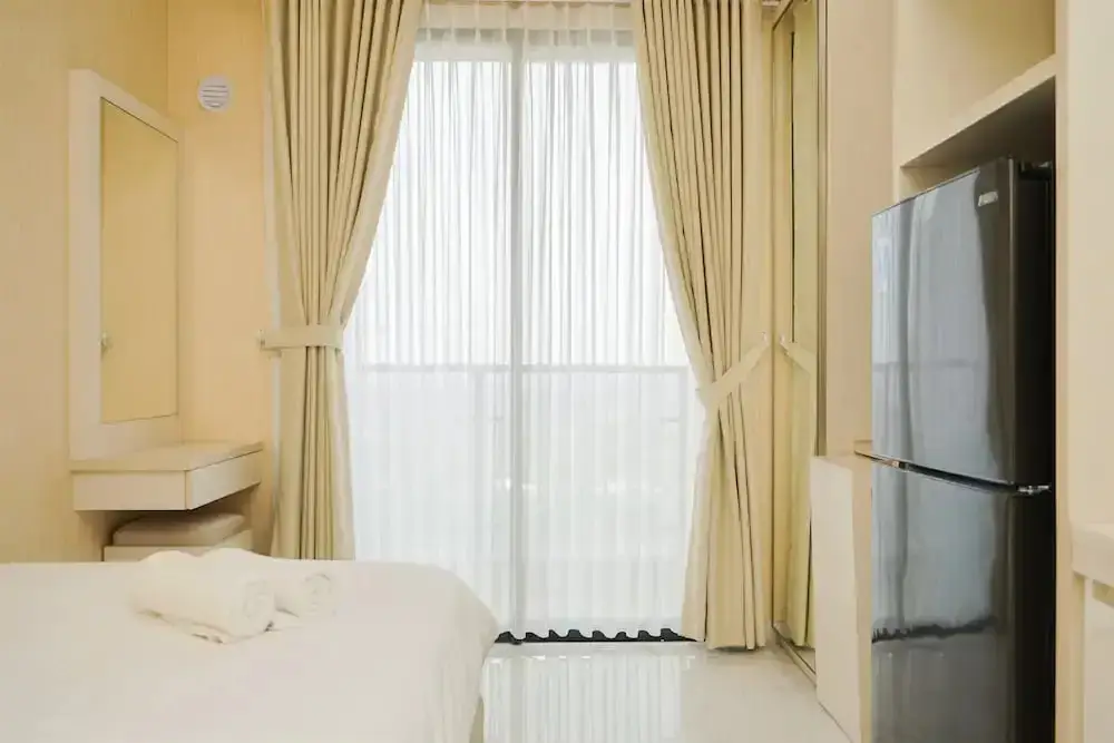 Legok: Well Furnished Studio Apartment Sky House Bsd