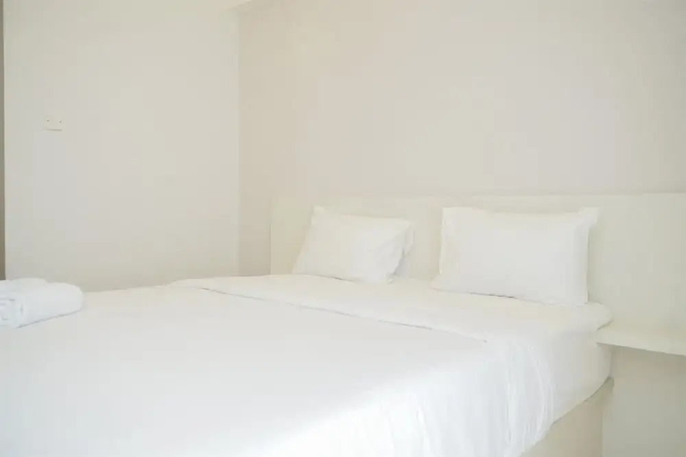 Южный Тангеранг: Cozy And Minimalist Studio At Serpong Greenview Apartment
