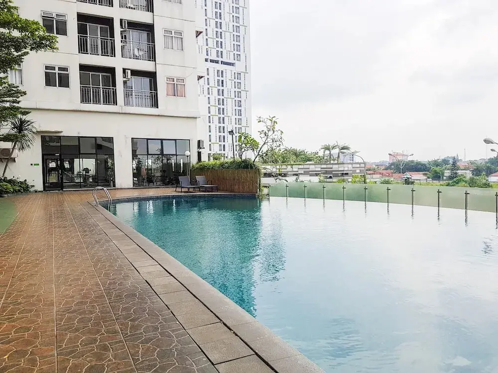 Южный Тангеранг: Cozy And Minimalist Studio At Serpong Greenview Apartment