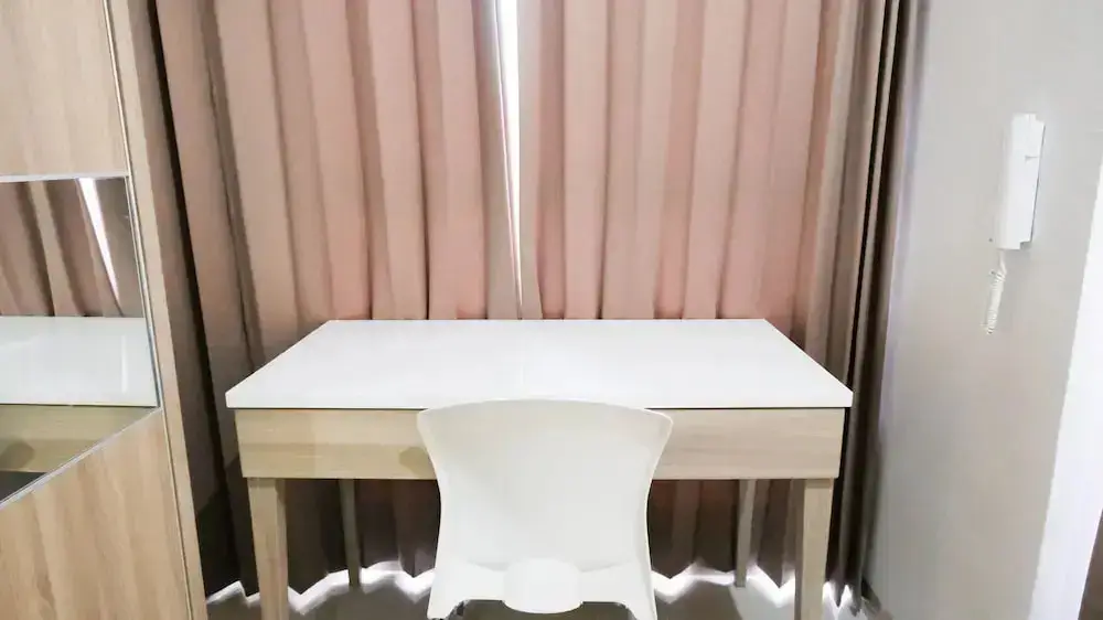 Сурабая: Best Choice And Compact Studio At Apartment Taman Melati Surabaya