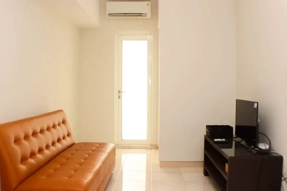 Бекаси: Warm And Tranquil 2Br At Springlake Summarecon Bekasi Apartment