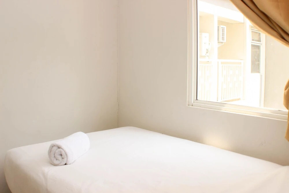 Бекаси: Warm And Tranquil 2Br At Springlake Summarecon Bekasi Apartment