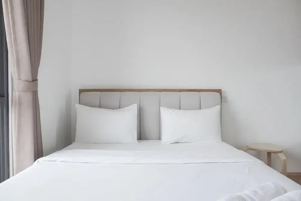Legok: Homey And High Floor 2Br At Sky House Bsd Apartment