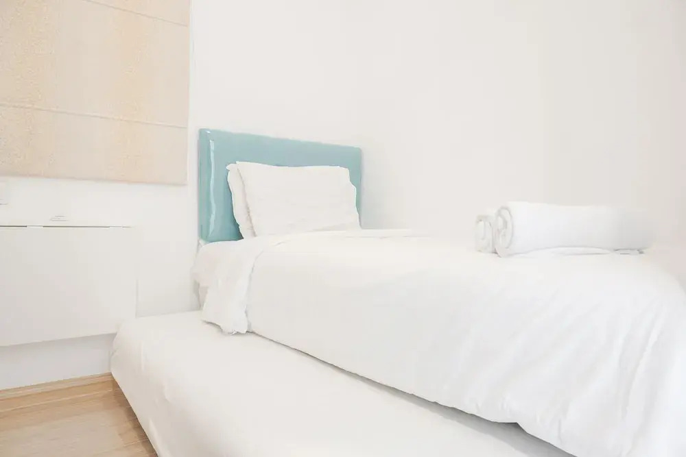 Legok: Homey And High Floor 2Br At Sky House Bsd Apartment