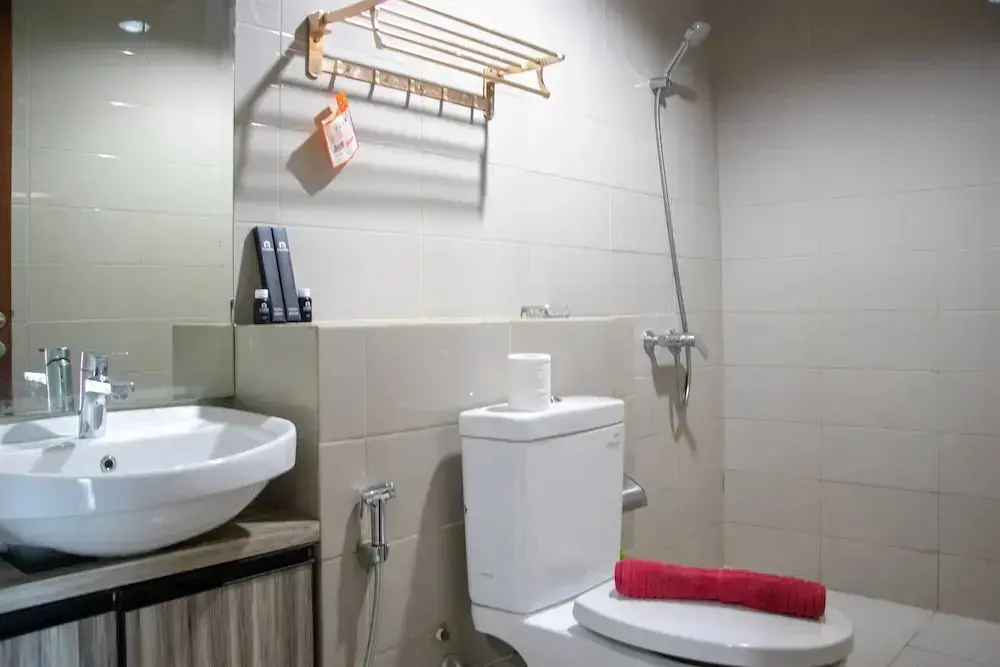 Джакарта: Elegant And Comfy 2Br Apartment At Springhill Terrace Residence