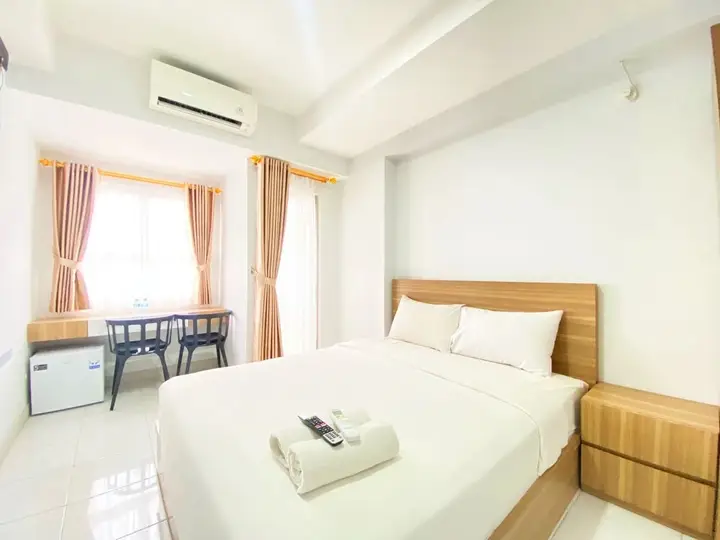 Бандунг: Cozy And Spacious Studio Room At Mekarwangi Square Apartment