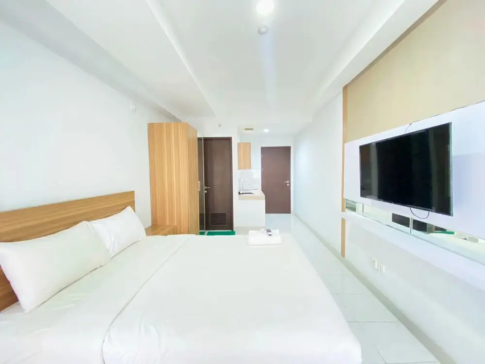 Бандунг: Cozy And Spacious Studio Room At Mekarwangi Square Apartment