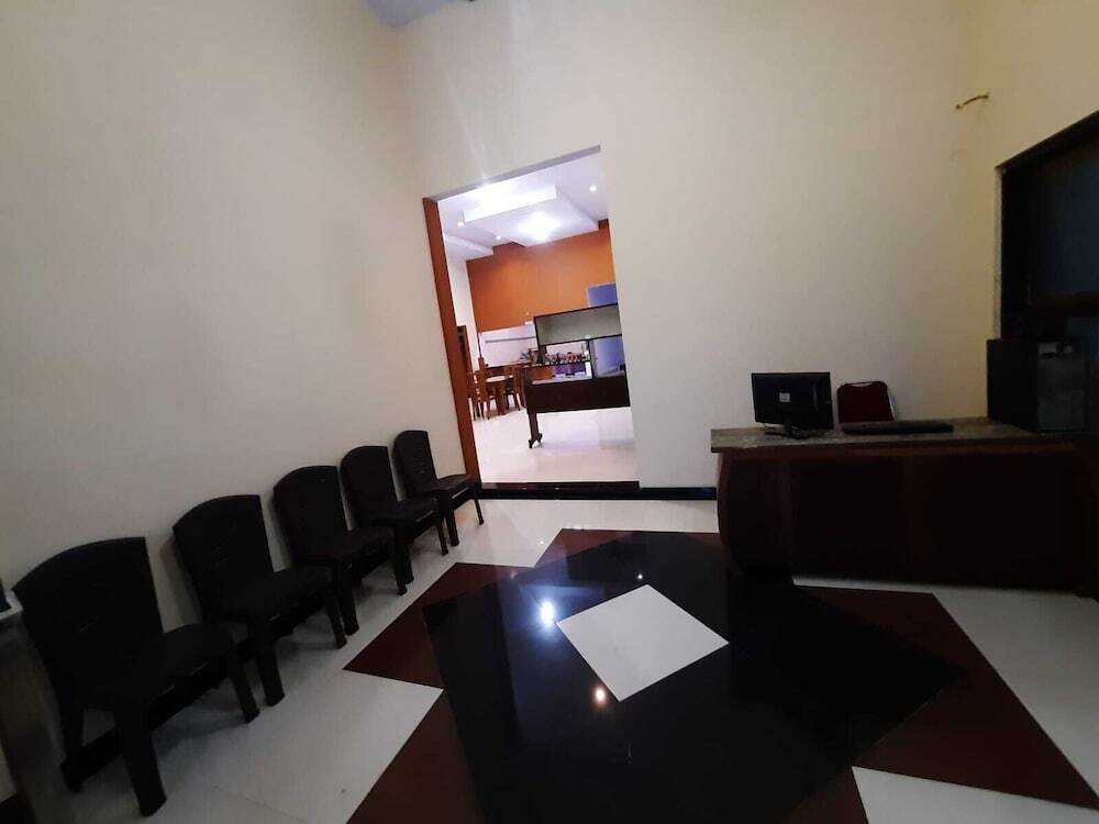 Калипуро: 999 KHS 2 Homestay
