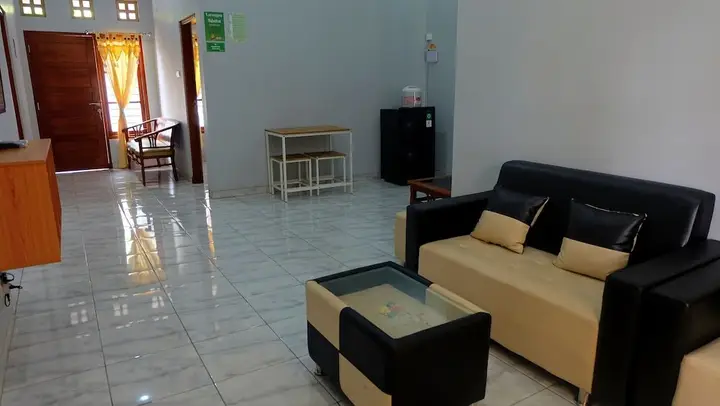 Батуретно: Homestay Maguwoharjo By Simply Homy