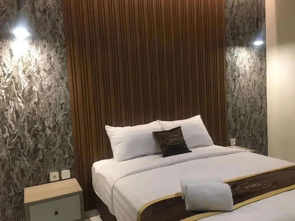Маланг: Esma Family GuestHouse