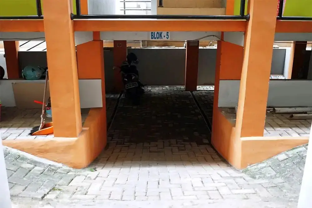 Бекаси: Amira Residence