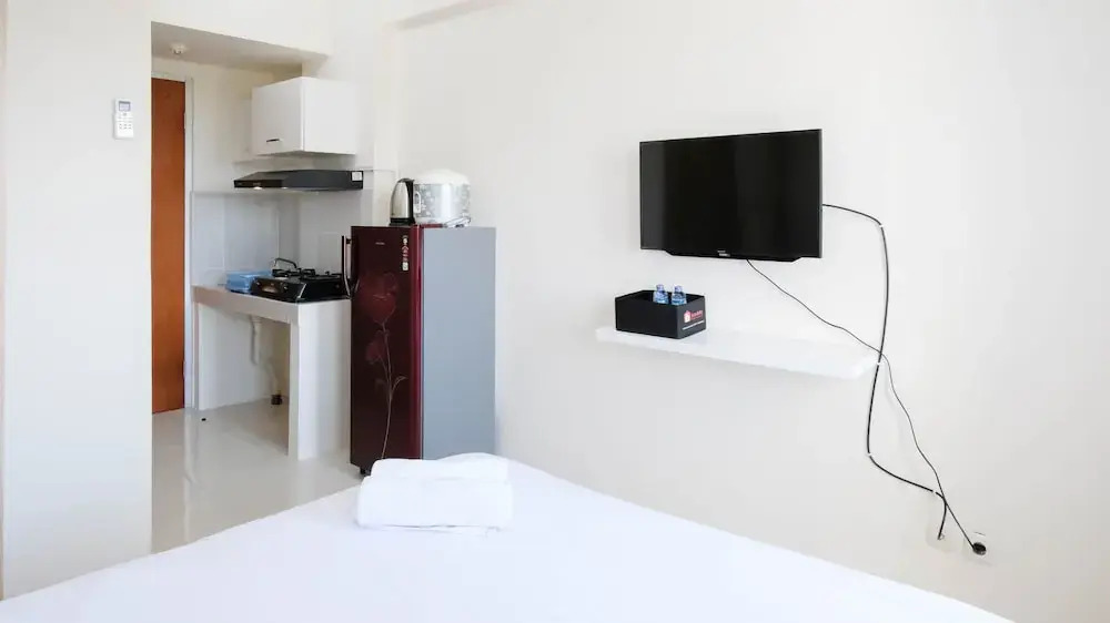 Сурабая: Best Deal And Comfy Studio At Puncak Kertajaya Apartment