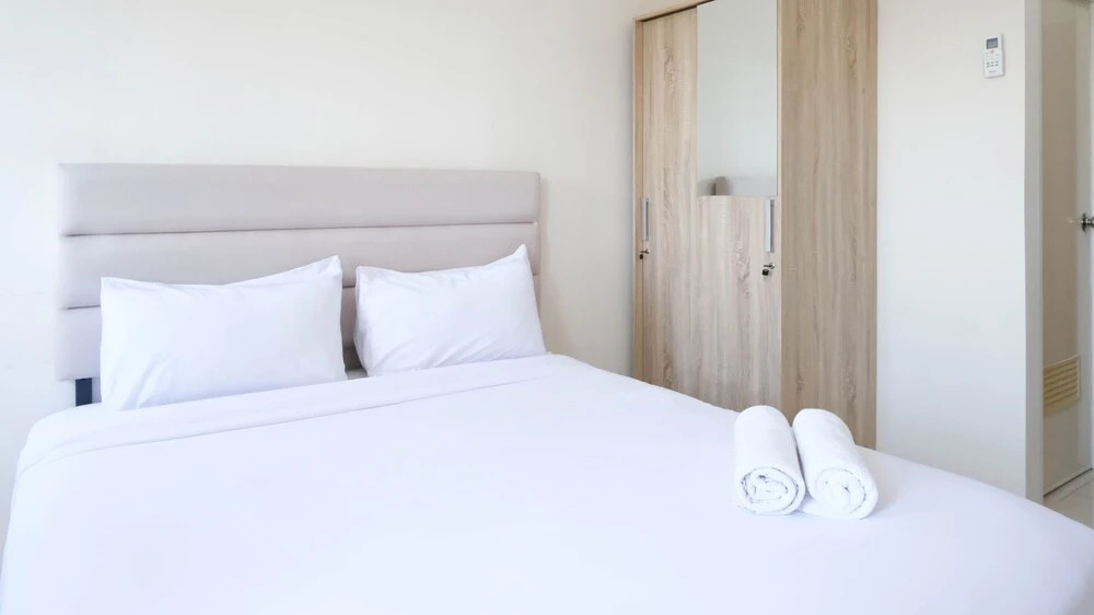 Сурабая: Best Deal And Comfy Studio At Puncak Kertajaya Apartment