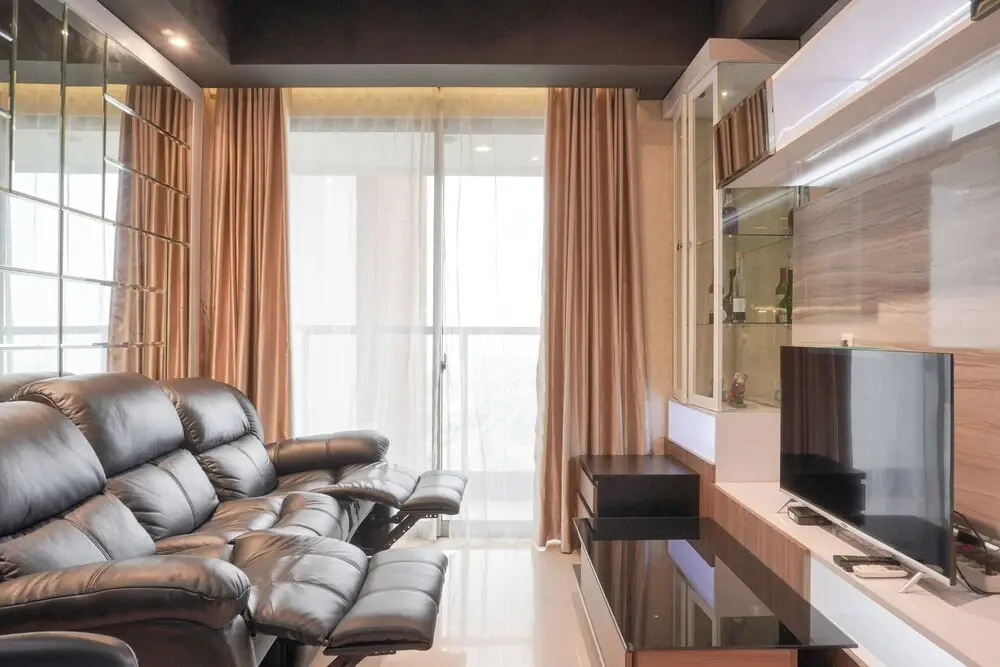 Джакарта: Elegant And Comfort Stay 1Br At Gold Coast Apartment