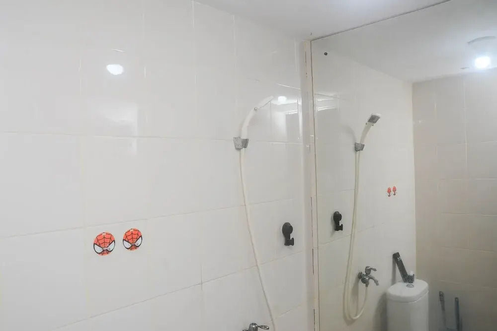 Джакарта: Comfy And Strategic 2Br At Bassura City Apartment