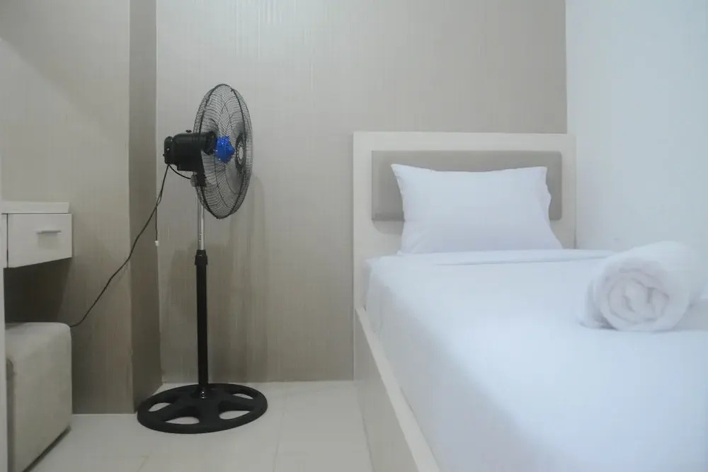 Джакарта: Comfort Living 2Br Room At Bassura City Apartment