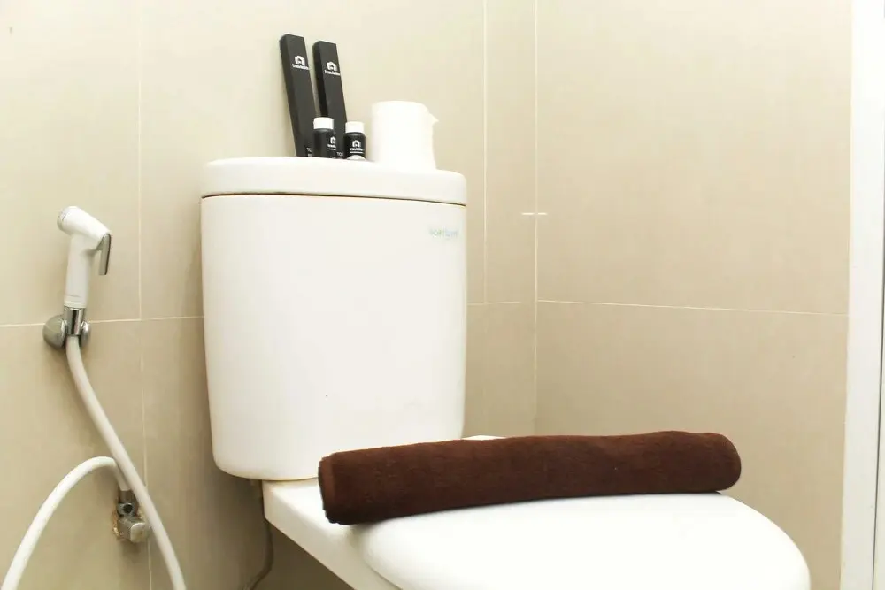 Джакарта: Comfort 2Br @ Bassura City Apartment