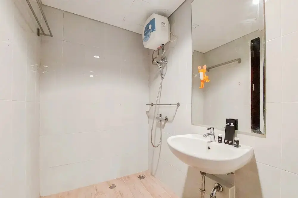 Южный Тангеранг: Simply And Well Furnished Studio At Casa De Parco Apartment