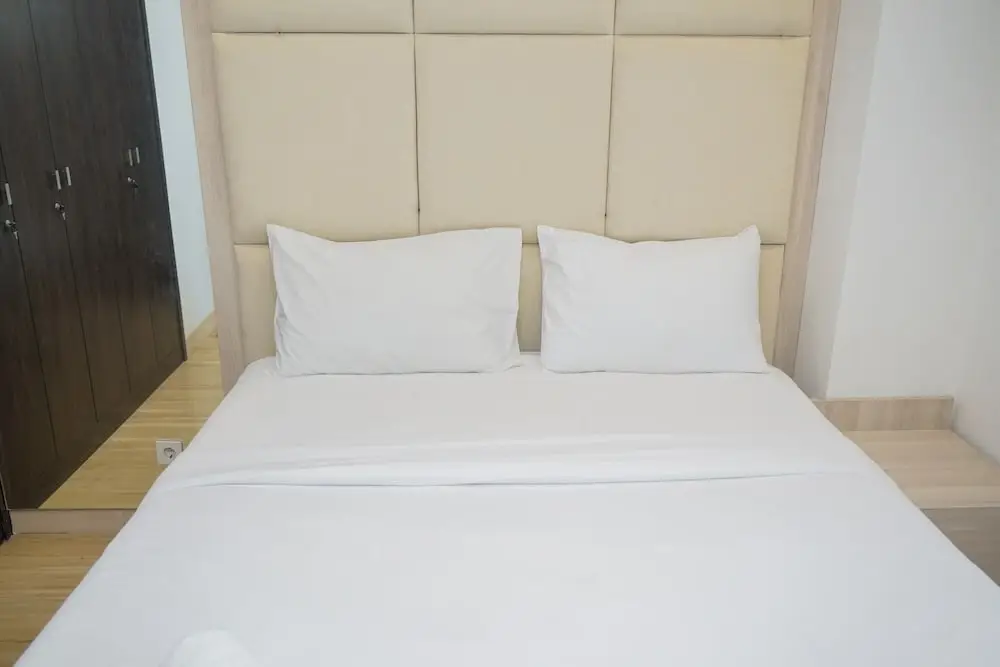 Legok: Fully Furnished With Comfortable Design 1Br At Branz Bsd City Apartment