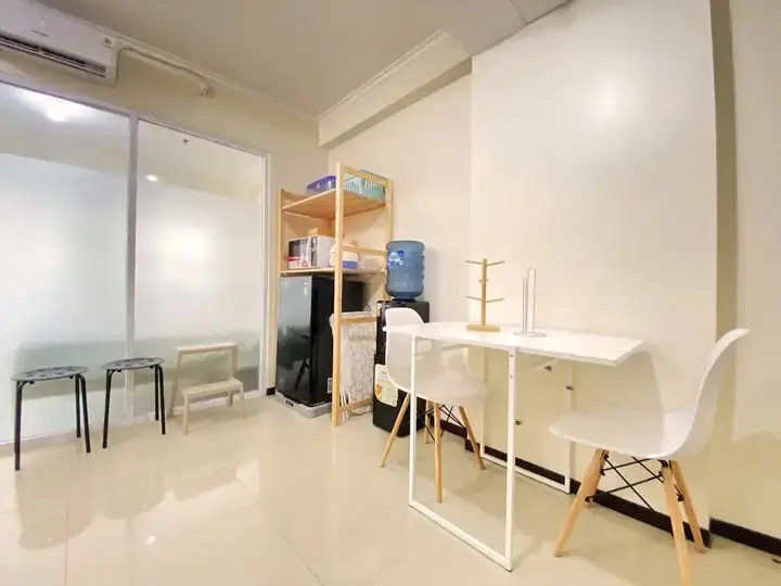 Бандунг: Homey 1Br At Gateway Pasteur Apartment